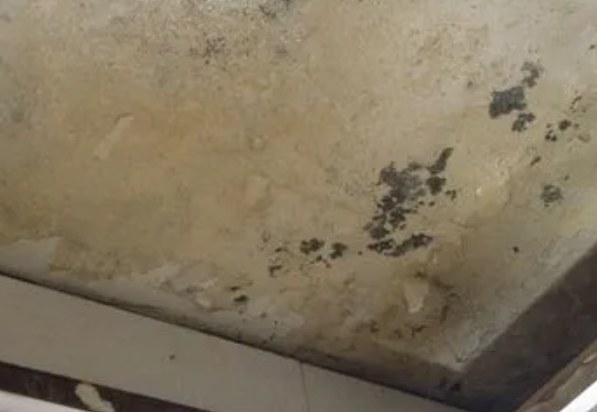 陆良阳台漏水维修公司分享下陆良卫生间渗水维修需要注意哪些问题。